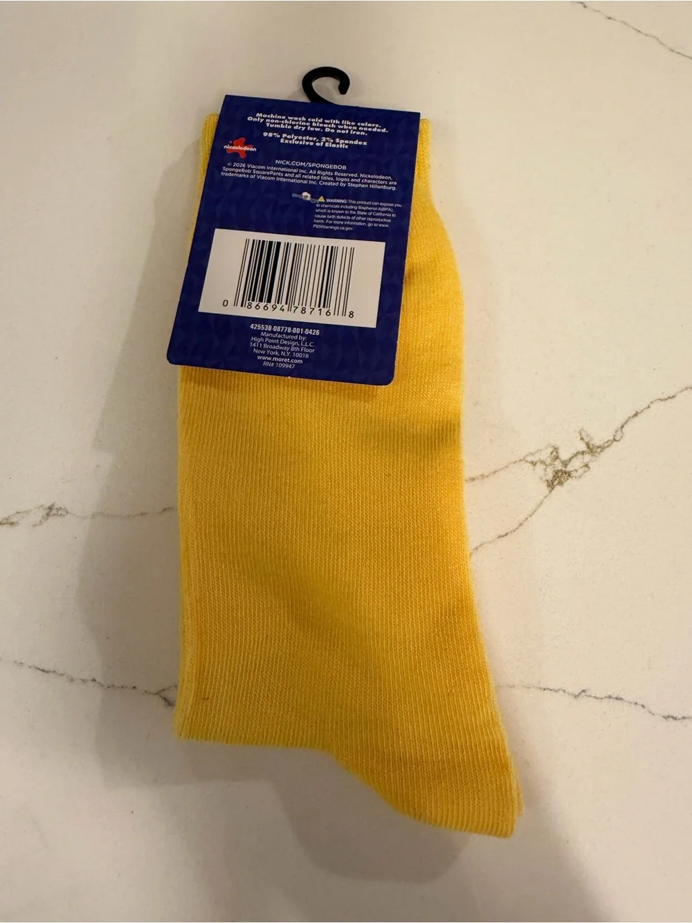 NWT Nickelodeon, SpongeBob SquarePants, yellow character, crew socks